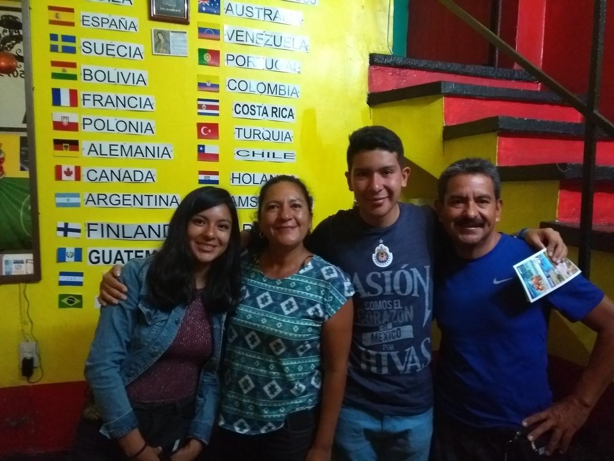 Hostal Casa Anita Guadalajara Exterior foto
